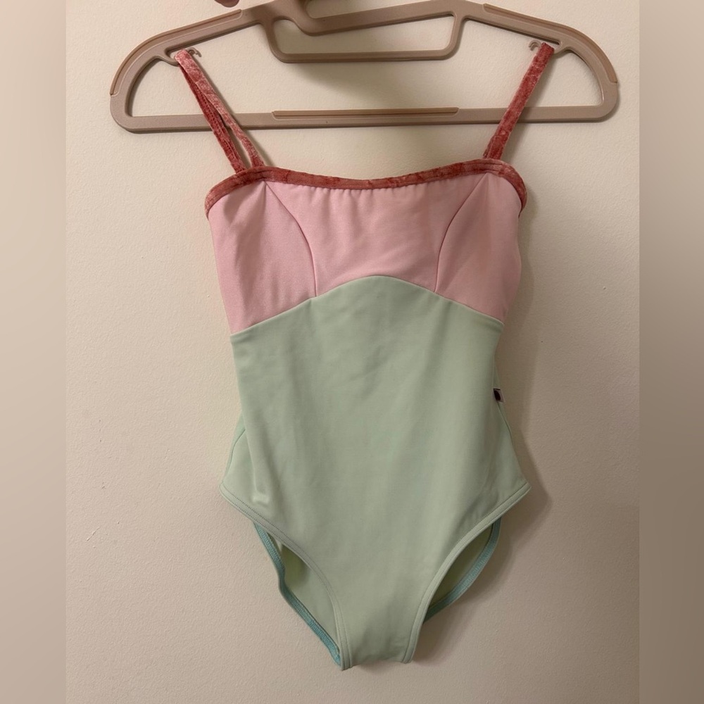 Yumiko Leotard Denise XS high cut. Fully front lined.Like New! Perfect Condition
